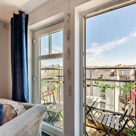 Harbour Heights - Apartment